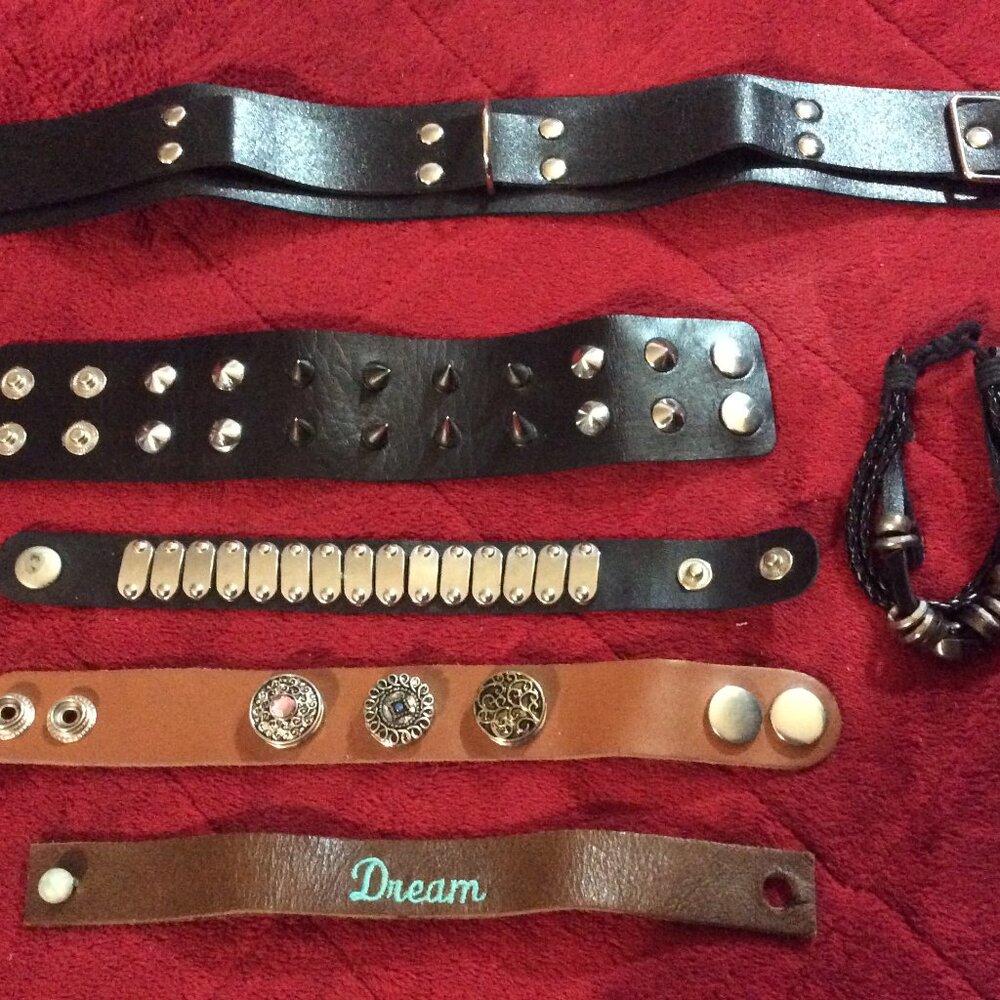 Lot of Vintage Leather/Vinyl Punk Gothic Wristbands/Bracelets & Collar